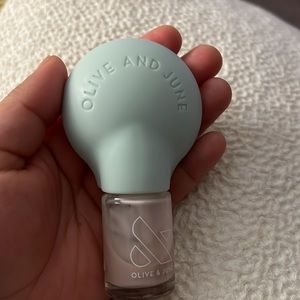 Olive & June The Poppy Manicure Tool